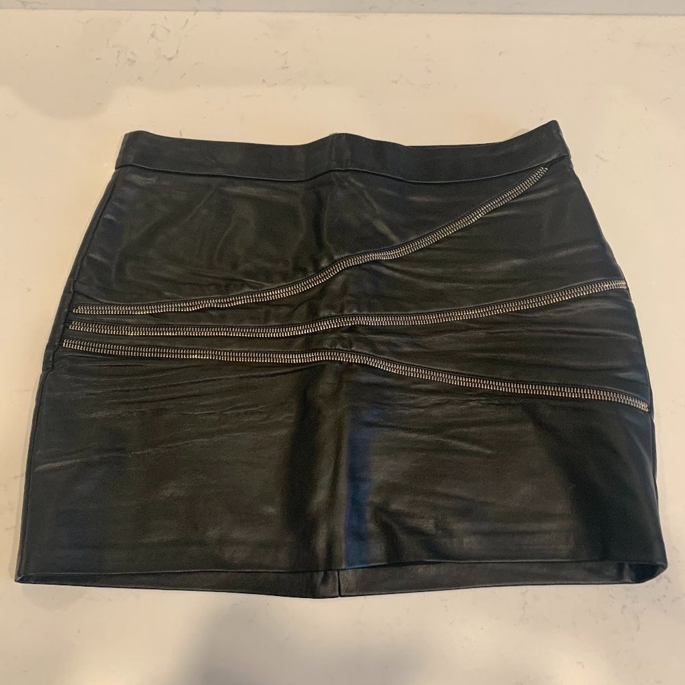 Zara Faux Leather Zipper Skirt